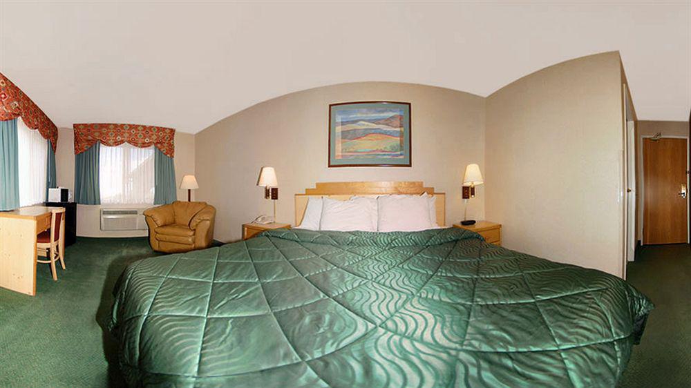 Hotel Quality & West 2*