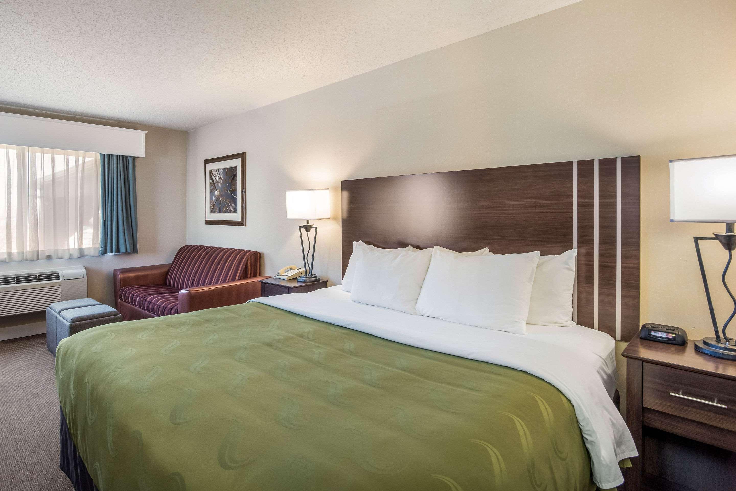Hotel Quality & West Pueblo West